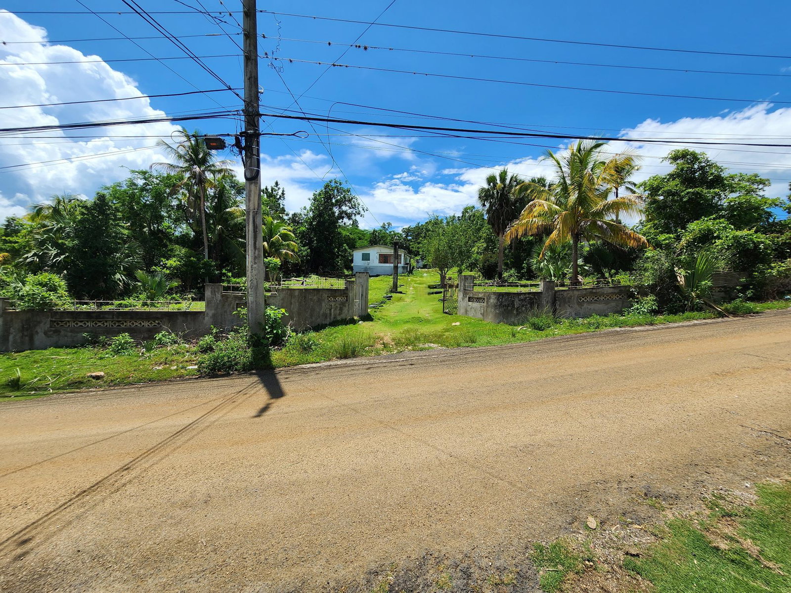 Sixteenth image of Seven Corners in Santa Cruz, St. Elizabeth, Jamaica - property is For Sale
