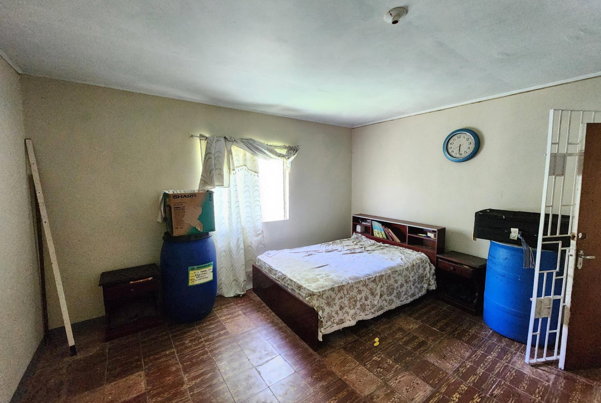Ninth image of Seven Corners in Santa Cruz, St. Elizabeth, Jamaica - property is For Sale