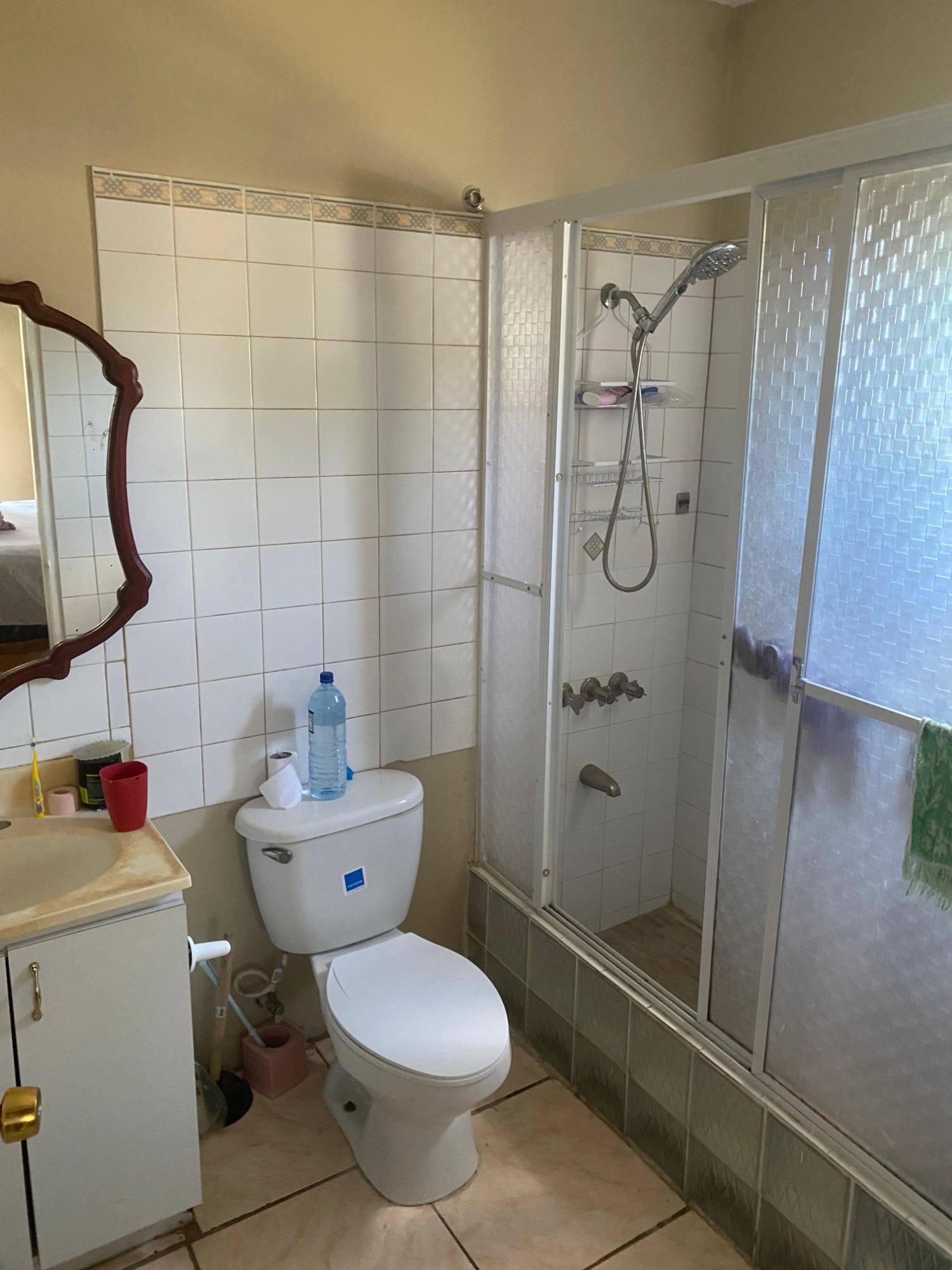 Income-Generating-6-Bedroom-House-for-Sale-in-Farm-Heights-St.-James-Jamaica Sixteenth image of 593 Farm Heights Blvd., in Farm Heights, St. James, Jamaica - property is For Sale