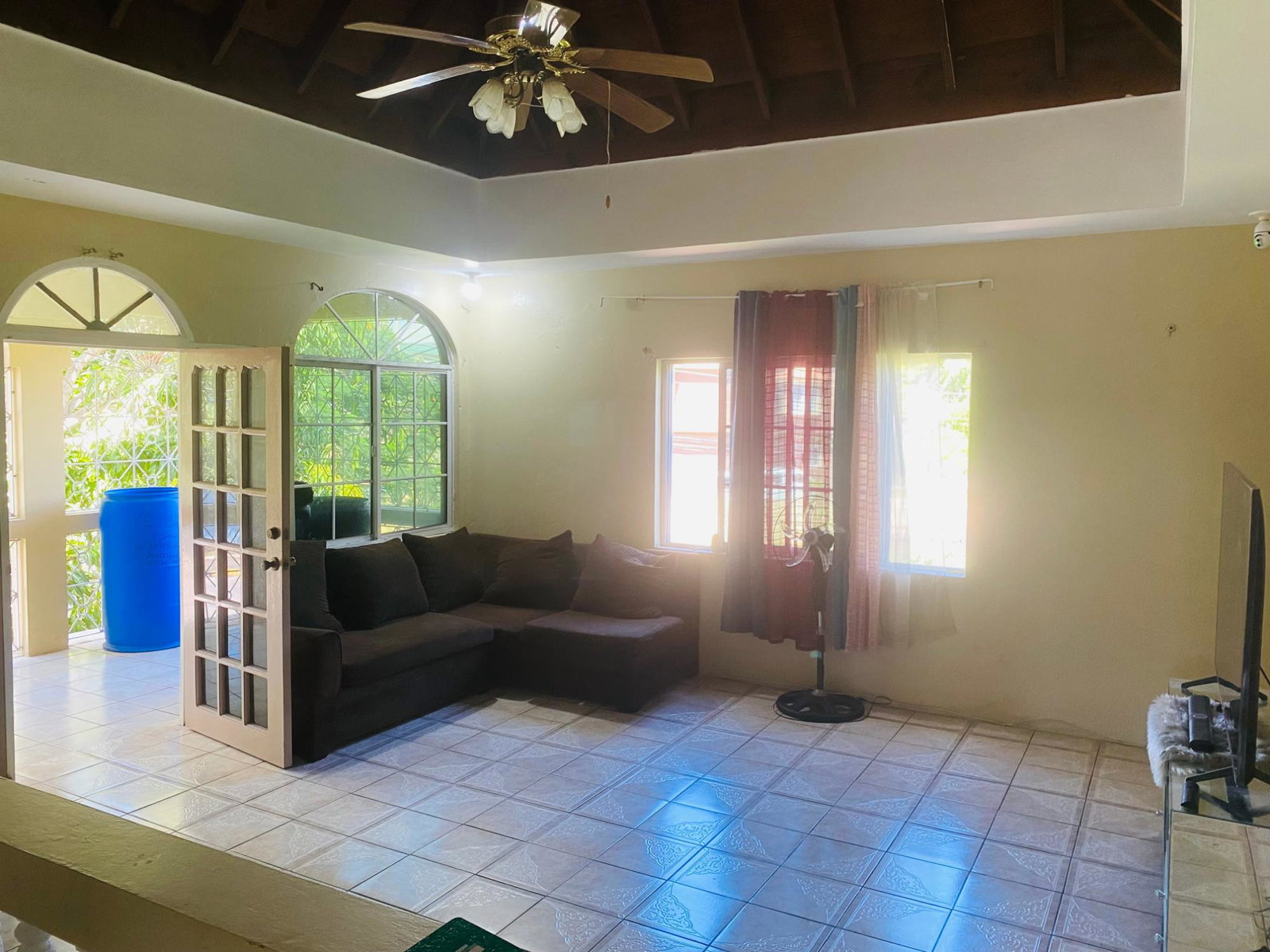 Income-Generating-6-Bedroom-House-for-Sale-in-Farm-Heights-St.-James-Jamaica Twenty-First image of 593 Farm Heights Blvd., in Farm Heights, St. James, Jamaica - property is For Sale