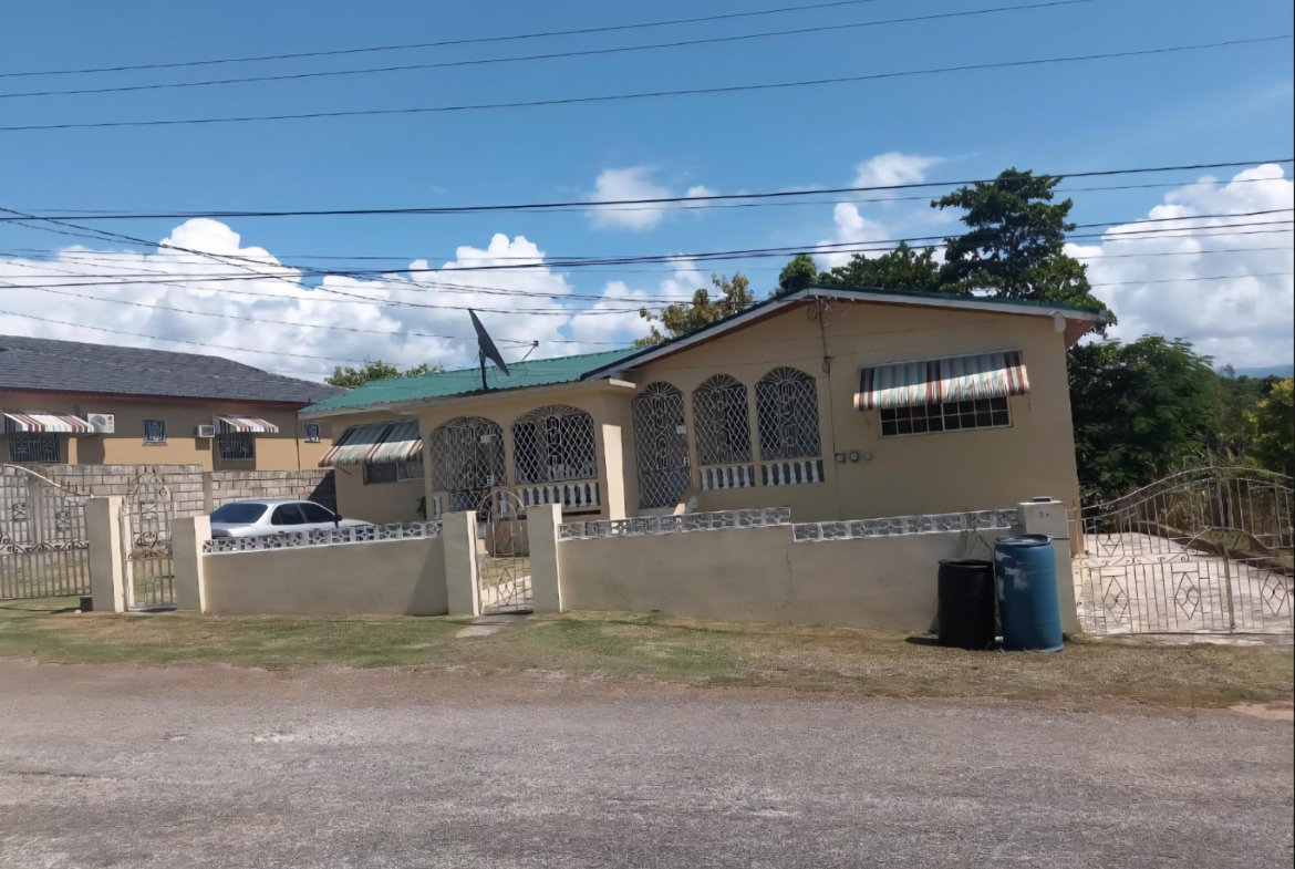 First image of 34 Tulip Avenue, Santa Cruz in Santa Cruz, St. Elizabeth, Jamaica - property is For Sale