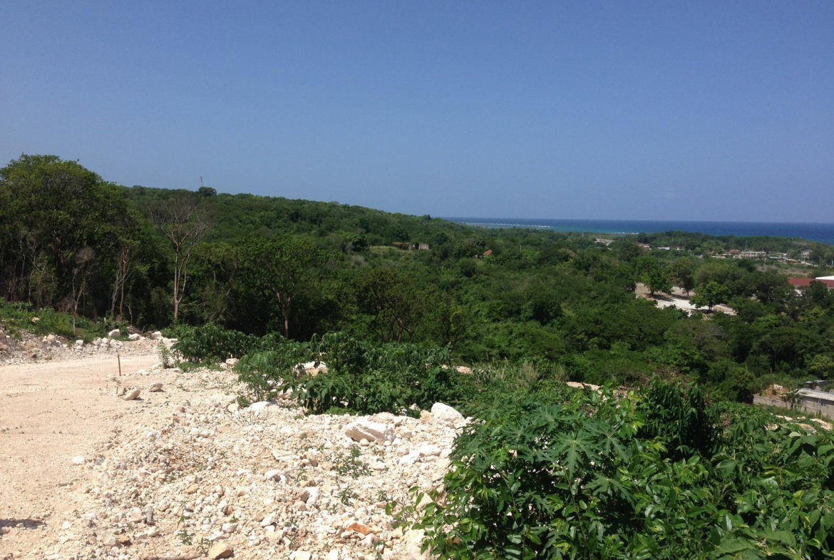 Fourth image of 32 Lakeshore - Greenside Fal in Greenside, Trelawny, Jamaica - property is For Sale