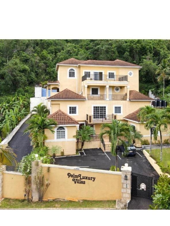 Tenth image of 4-7 Kirkland Close in Red Hills, St. Andrew, Jamaica - property is For Rent