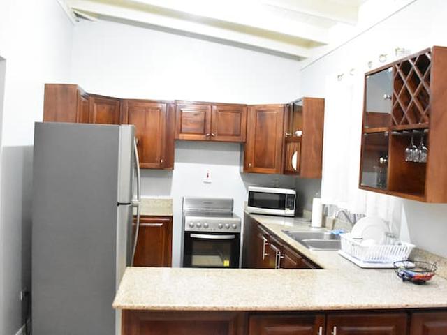 Sixth image of 21- Worthington Terrace in Kingston 5, St. Andrew, Jamaica - property is For Rent