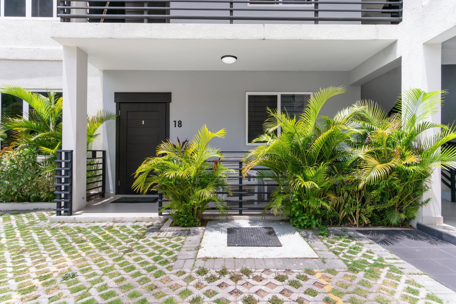 Third image of 18c-4 Degenhart Close in Kingston 6, St. Andrew, Jamaica - property is For Rent