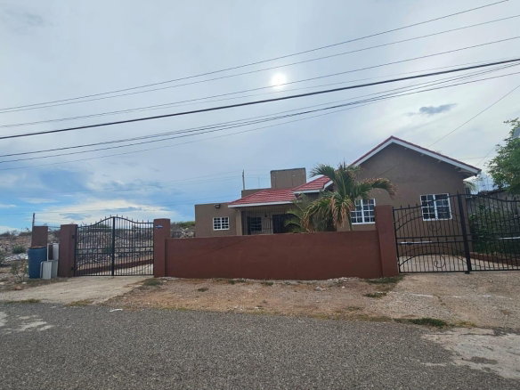 First image of 215 Sandhills Circle in HELLSHIRE HILLS, St. Catherine, Jamaica - property is For Sale