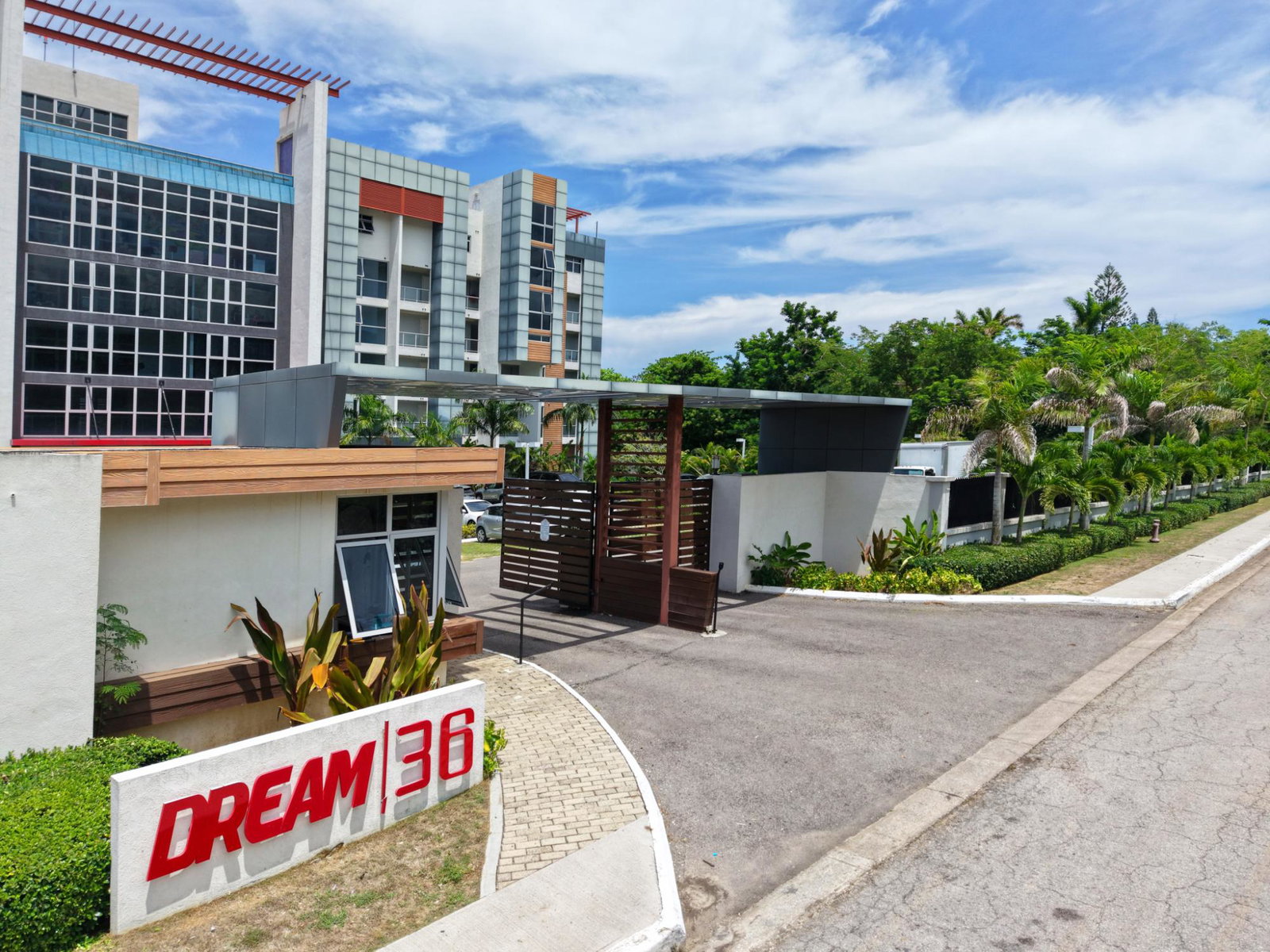 Luxury-3-Bedroom-Penthouse-For-Sale-in-Ironshore-Montego-Bay-Jamaica Fourth image of 1110 Cassaya Road, Ironshore, in Ironshore, St. James, Jamaica - property is For Sale