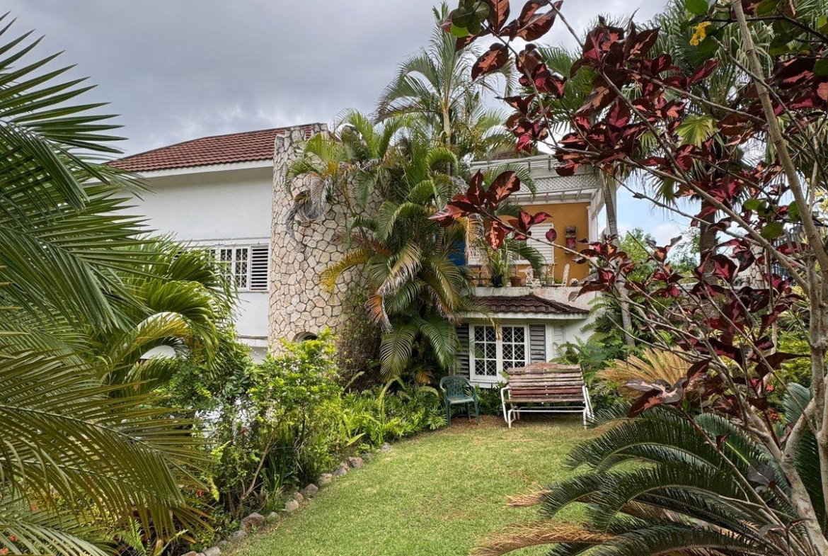 First image of 1 Apollo Close in Kingston 19, St. Andrew, Jamaica - property is For Sale