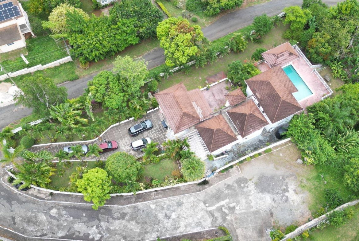 Seventh image of 1 Apollo Close in Kingston 19, St. Andrew, Jamaica - property is For Sale