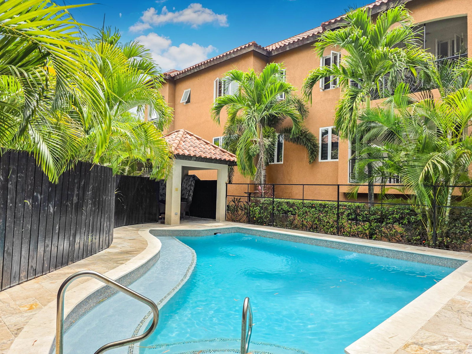 View of Luxury Penthouses & Apartments | Homes & Villas by Marriott