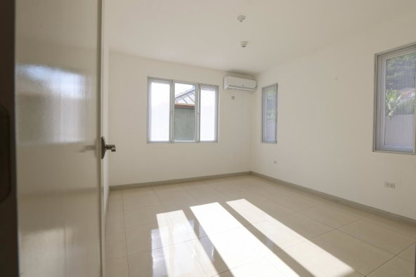 Seventeenth image of 5-200 Mayfair in Kingston 19, St. Andrew, Jamaica - property is For Sale