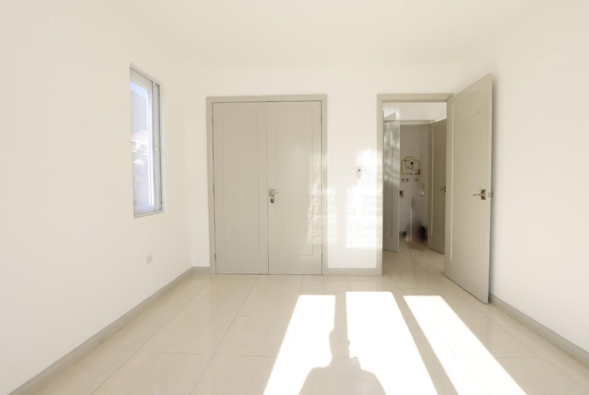 Eighteenth image of 5-200 Mayfair in Kingston 19, St. Andrew, Jamaica - property is For Sale