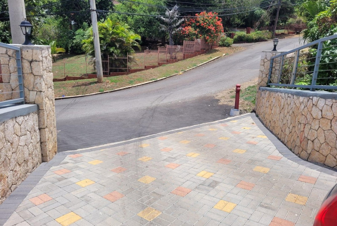 Sixteenth image of 6-2 Stanmore Terrace in Red Hills, St. Andrew, Jamaica - property is For Rent