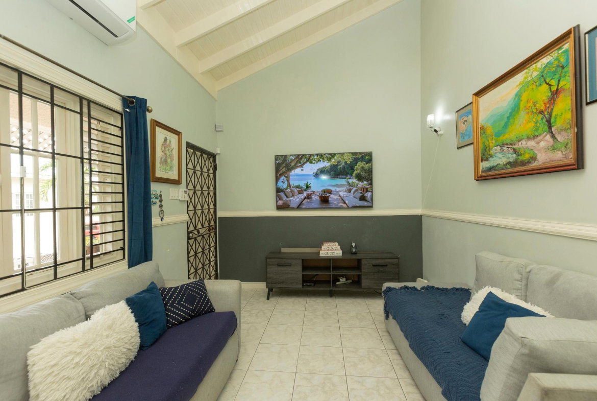 Tenth image of 12-25 Dillsbury Avenue in Kingston 6, St. Andrew, Jamaica - property is For Sale