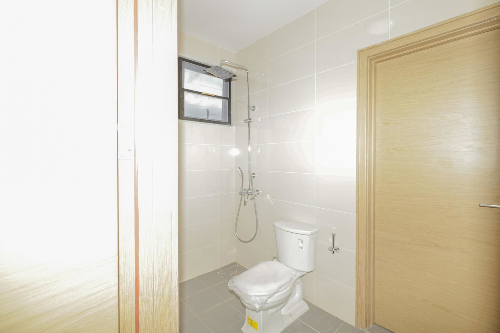 Modern-2-Bedroom-Apartment-for-Sale-in-Kingston-Jamaica-Sandhurst-Crescent Fourteenth image of 4-4 Sandhurst Crescent in Kingston 6, St. Andrew, Jamaica - property is For Sale