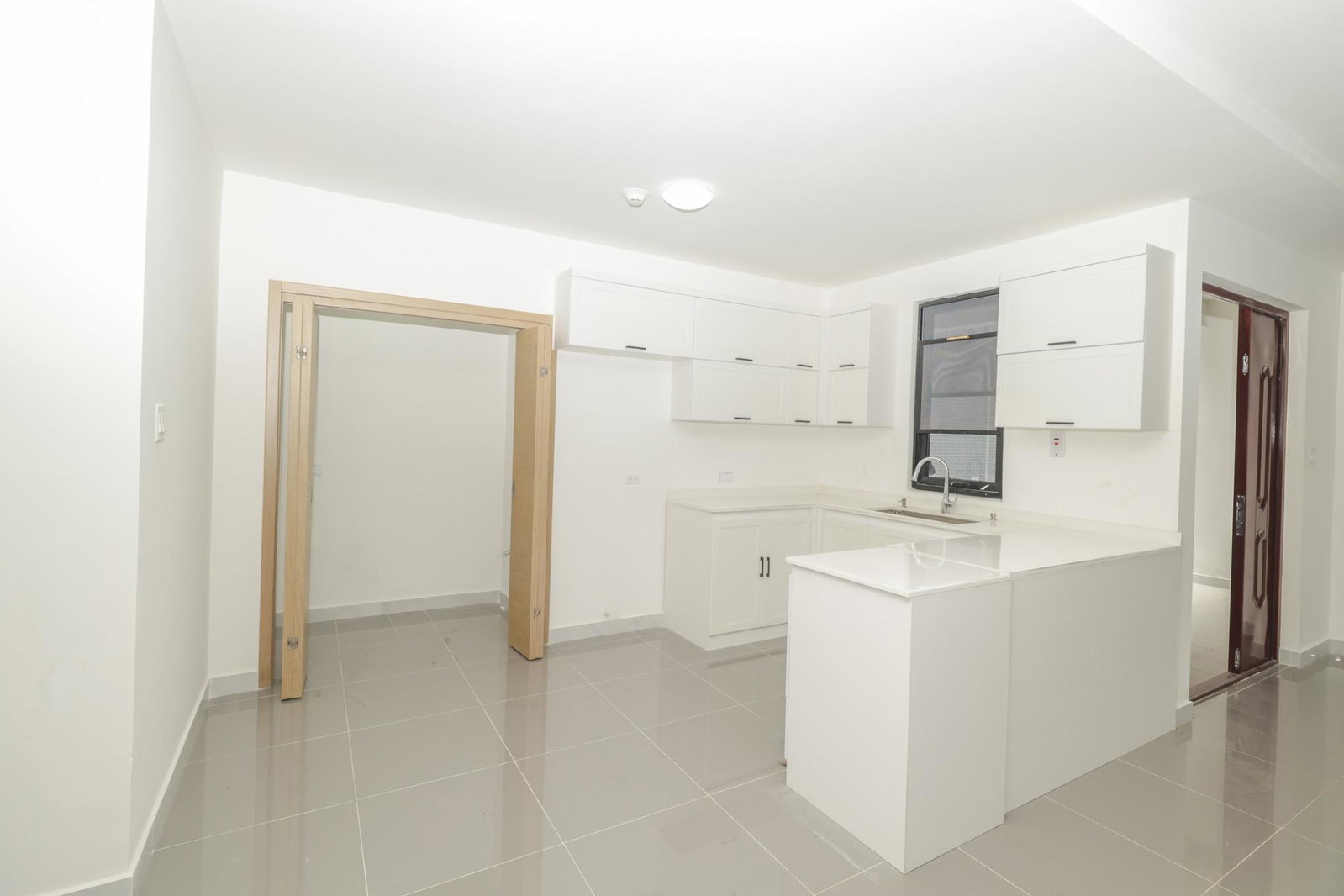 Modern-2-Bedroom-Apartment-for-Sale-in-Kingston-Jamaica-Sandhurst-Crescent Seventh image of 4-4 Sandhurst Crescent in Kingston 6, St. Andrew, Jamaica - property is For Sale
