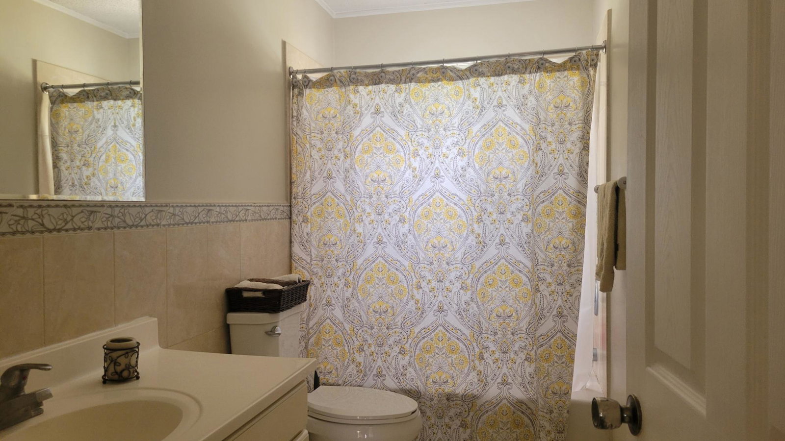 Nineteenth image of 269- Walton Close in Portmore Country Club, St. Catherine, Jamaica - property is For Sale