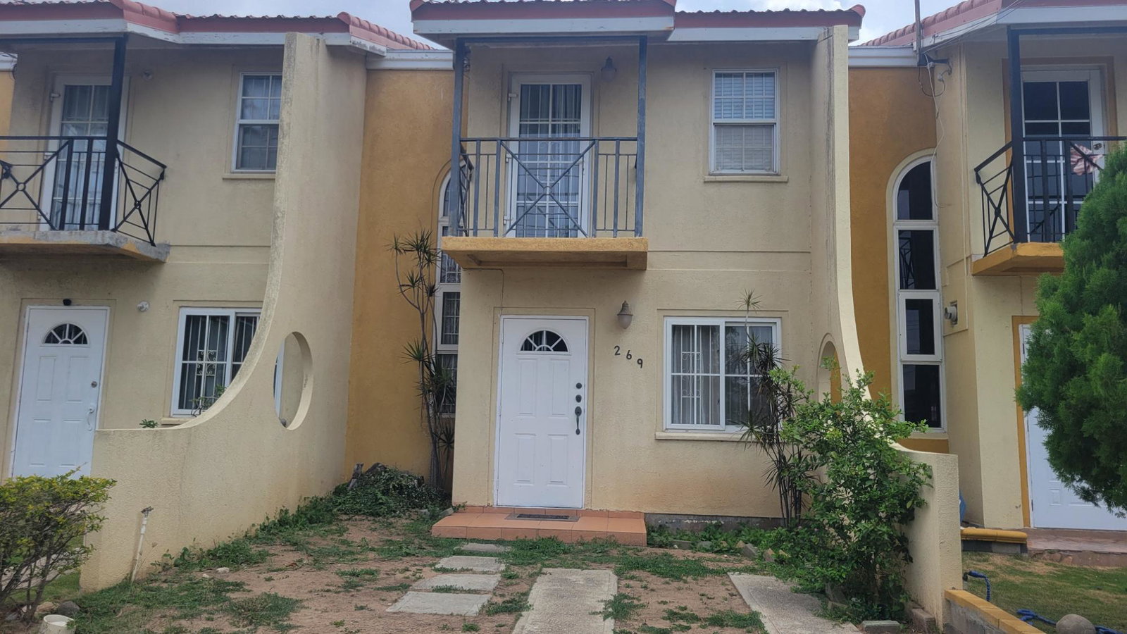Fourth image of 269- Walton Close in Portmore Country Club, St. Catherine, Jamaica - property is For Sale