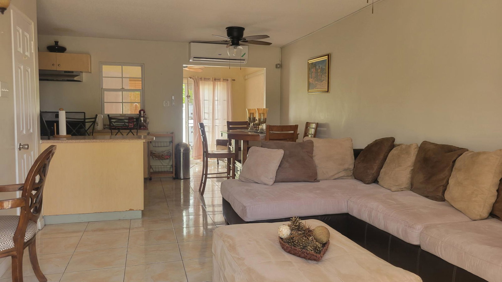 Fifth image of 269- Walton Close in Portmore Country Club, St. Catherine, Jamaica - property is For Sale