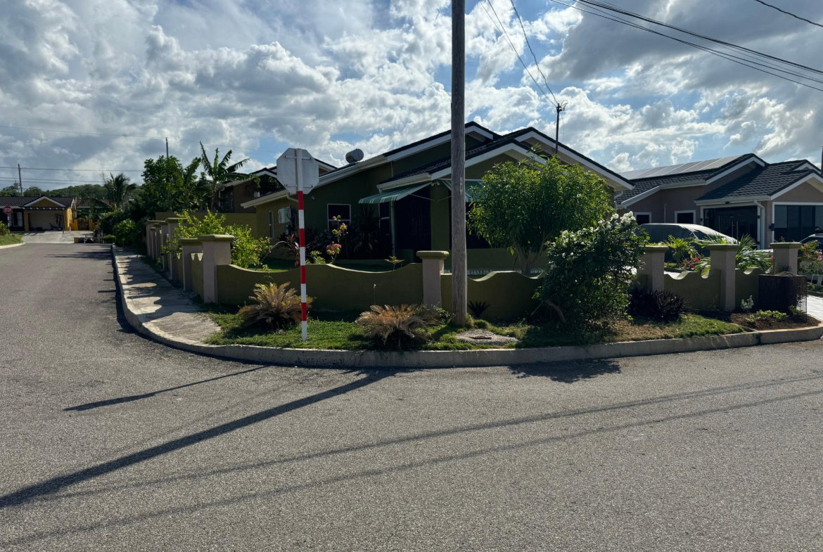 First image of 329 Stadium Drive, Trelawny in Falmouth, Trelawny, Jamaica - property is For Sale