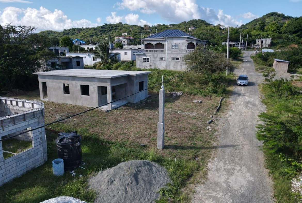 Second image of Retreat in Lyssons, St. Thomas, Jamaica - property is For Sale