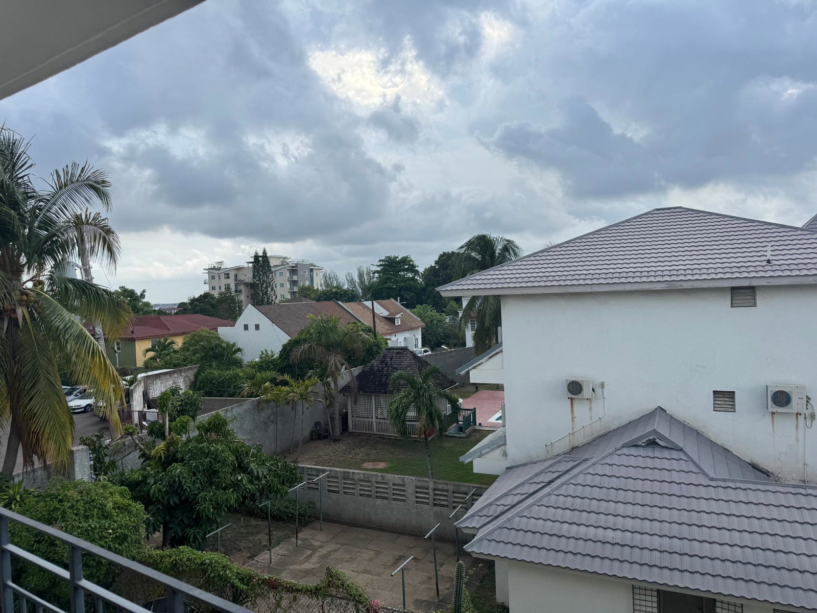 Thirteenth image of 17-3 Waterloo Avenue in Kingston 10, St. Andrew, Jamaica - property is For Rent