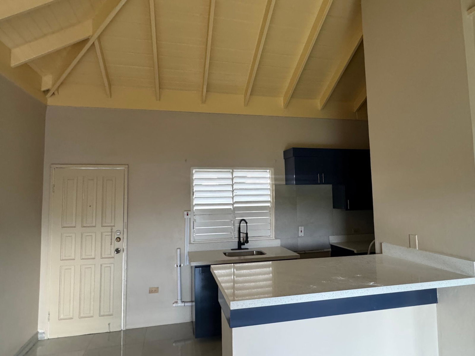 Ninth image of 17-3 Waterloo Avenue in Kingston 10, St. Andrew, Jamaica - property is For Rent