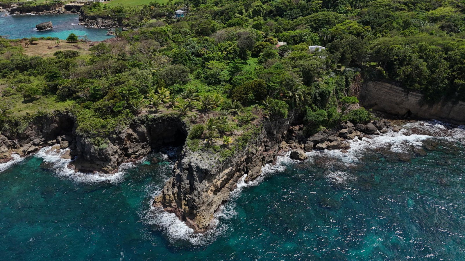 Oceanfront-Residential-Lot-for-Sale-in-Strawberry-Fields-Robins-Bay-St.-Mary-Jamaica Ninth image of 8b Strawberry Fields in Robins Bay, St. Mary, Jamaica - property is For Sale