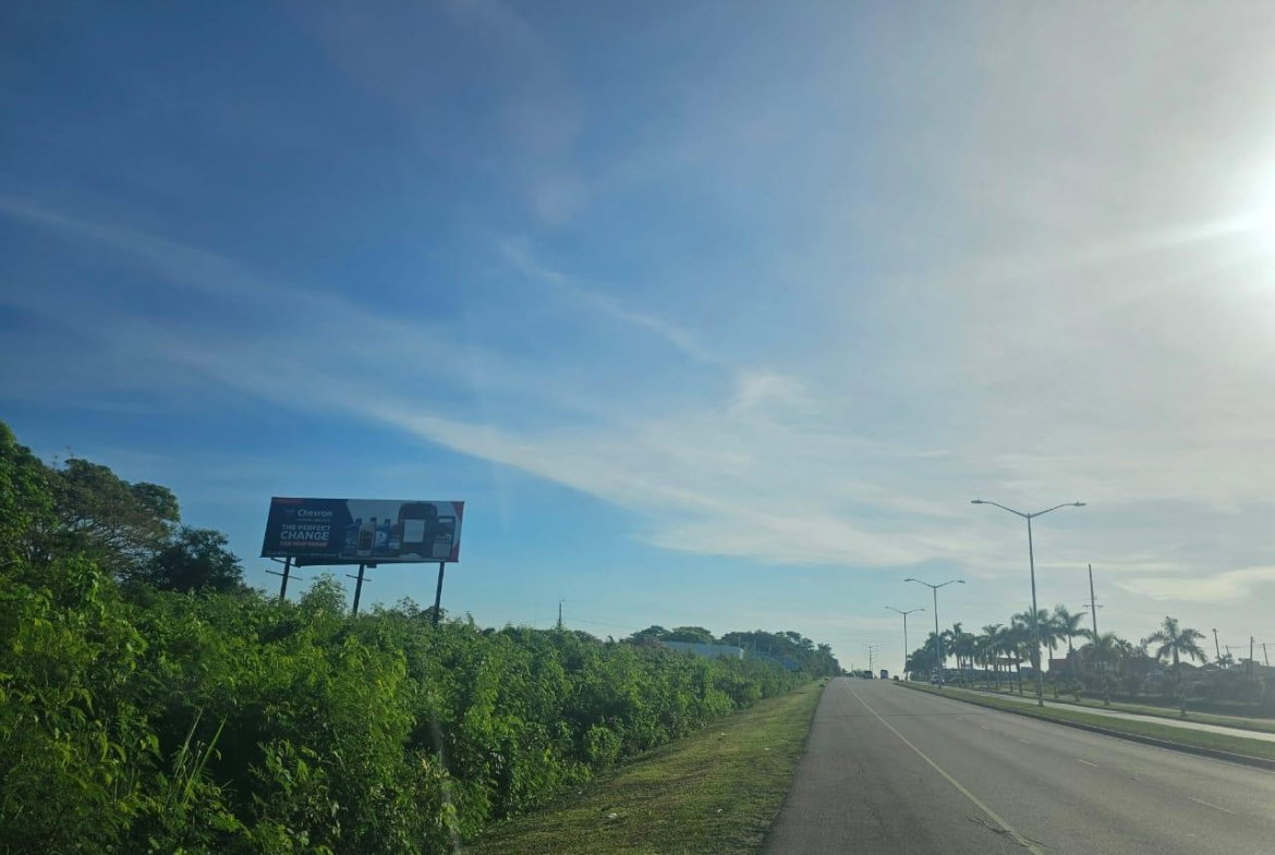 Fifth image of 2b Montego Park Estate in Montego Bay, St. James, Jamaica - property is For Rent