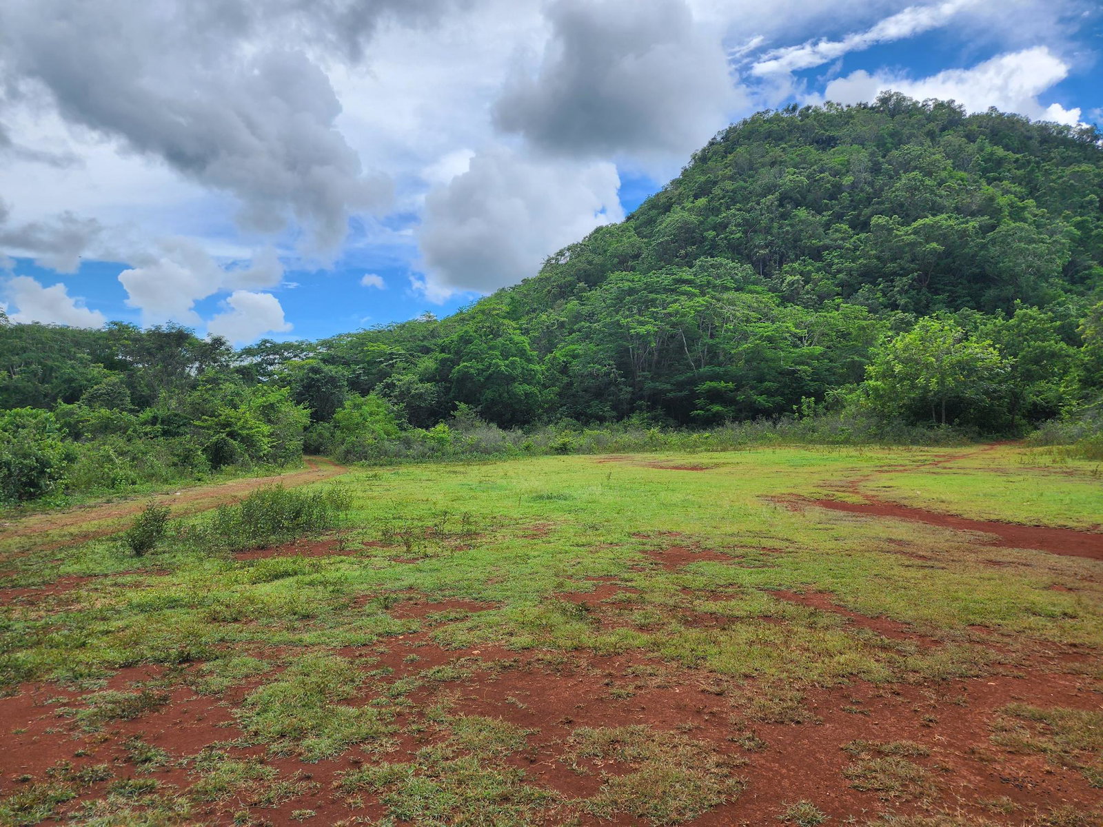 Fourth image of Canoe Valley Ashley's in Chapleton, Clarendon, Jamaica - property is For Sale
