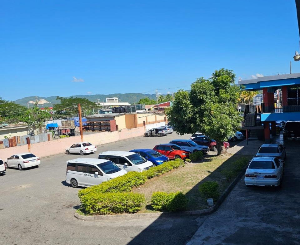 Fifth image of 16-41 Manchester Avenue in May Pen, Clarendon, Jamaica - property is For Rent