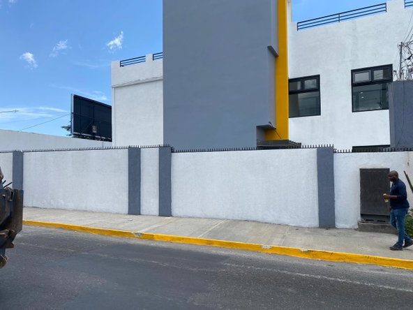 Ninth image of 144-146 Old Hope Road, Kingston 6 in Kingston 6, St. Andrew, Jamaica - property is For Rent