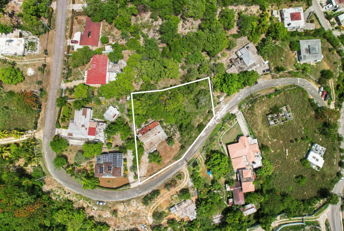 Second image of 4 Albion Height in Albion Heights, St. James, Jamaica - property is For Sale