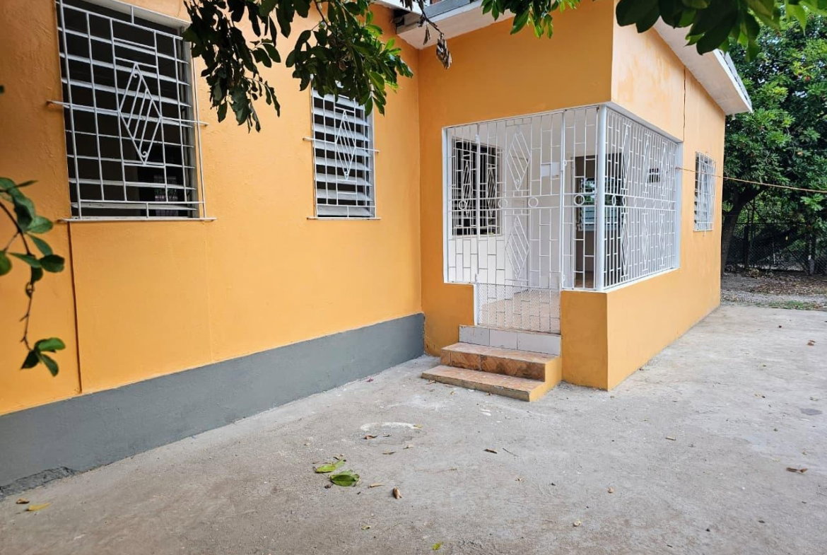 Fourteenth image of 15 Sundown Crescent Kingston in Kingston 10, St. Andrew, Jamaica - property is For Sale
