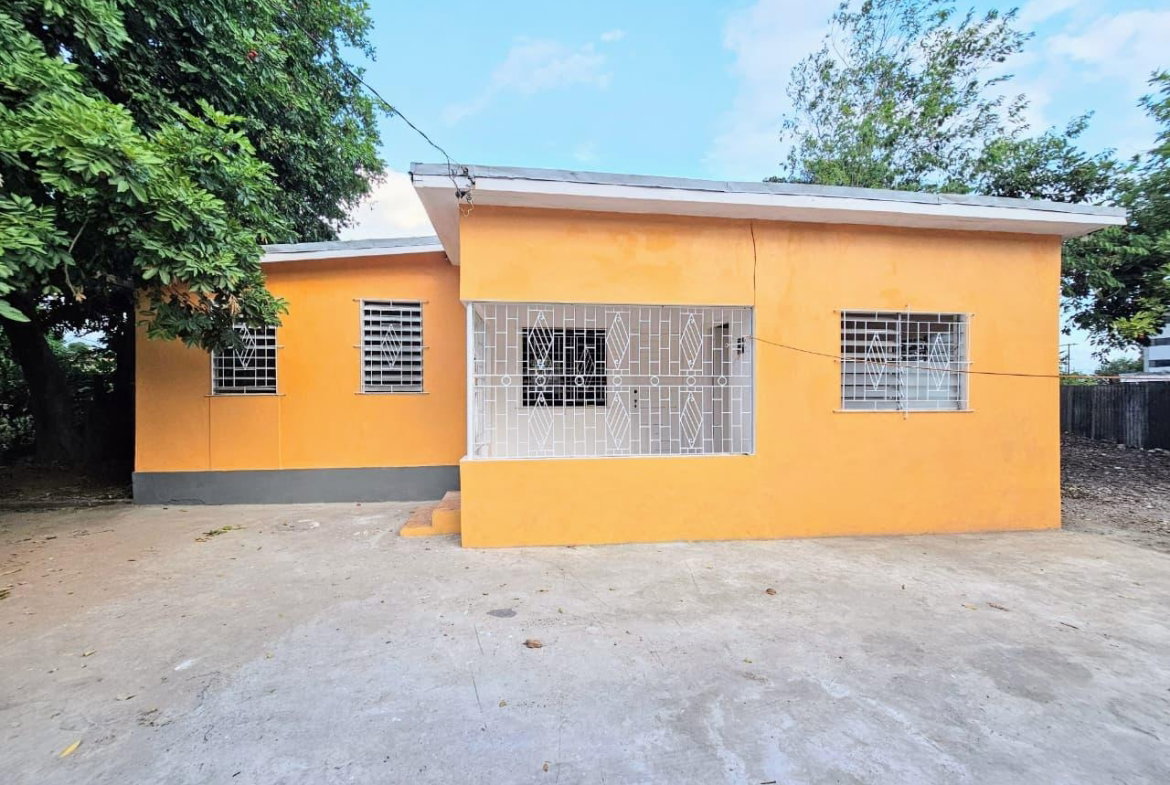 Fifteenth image of 15 Sundown Crescent Kingston in Kingston 10, St. Andrew, Jamaica - property is For Sale