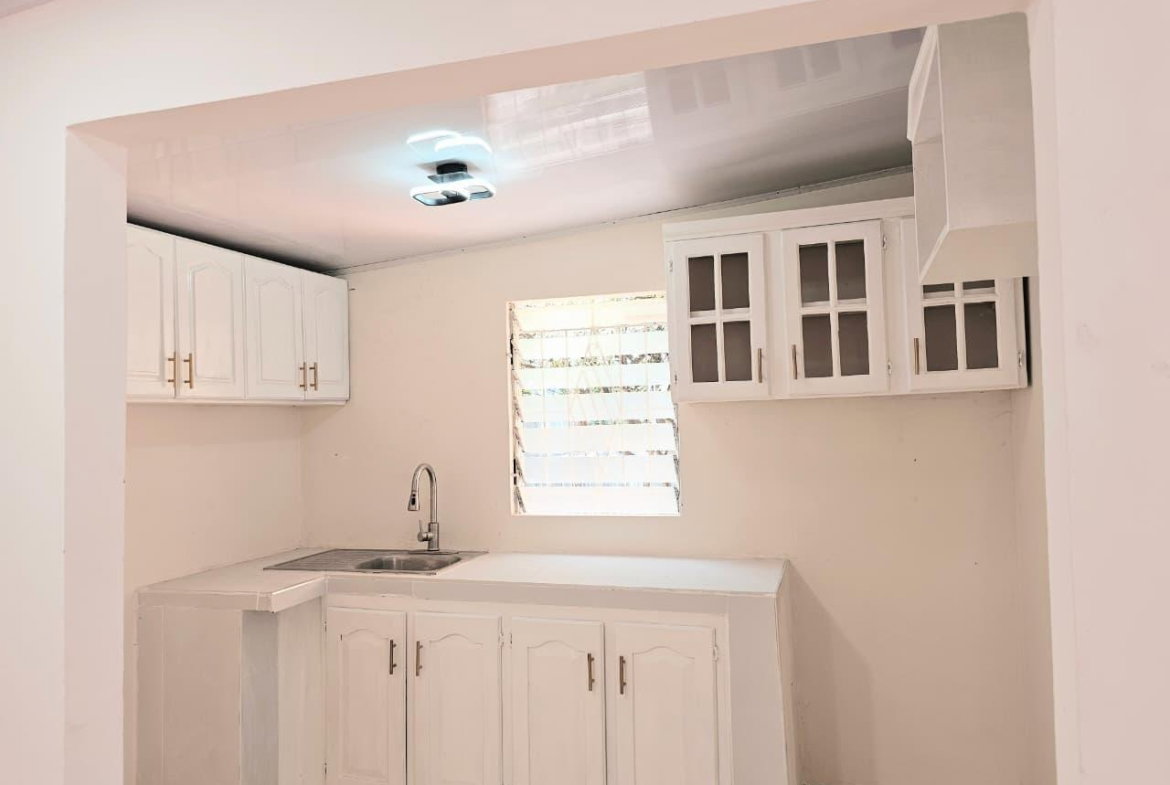 Seventeenth image of 15 Sundown Crescent Kingston in Kingston 10, St. Andrew, Jamaica - property is For Sale