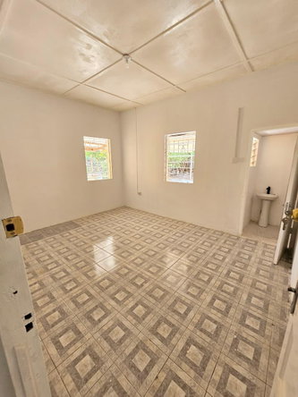 Tenth image of 15 Sundown Crescent Kingston in Kingston 10, St. Andrew, Jamaica - property is For Sale