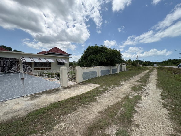 Twenty-Third image of 11 Hodges Black River po in Black River, St. Elizabeth, Jamaica - property is For Sale