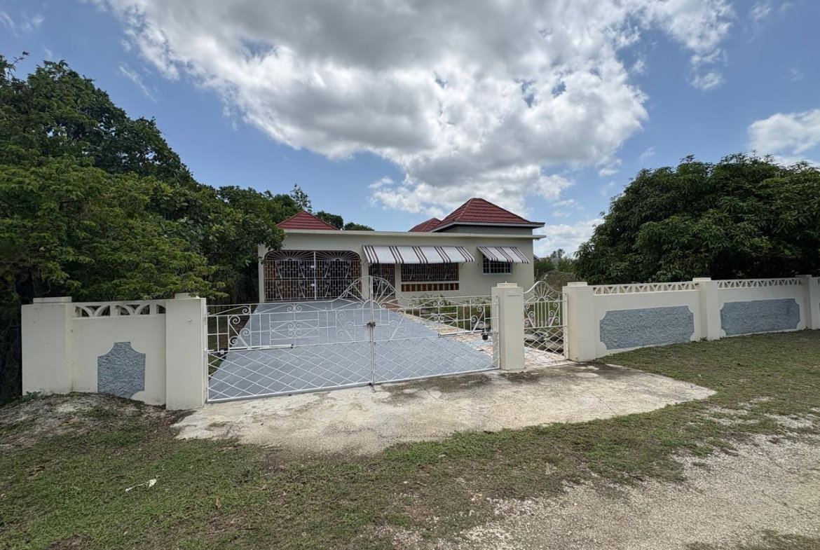 Twenty-Fourth image of 11 Hodges Black River po in Black River, St. Elizabeth, Jamaica - property is For Sale