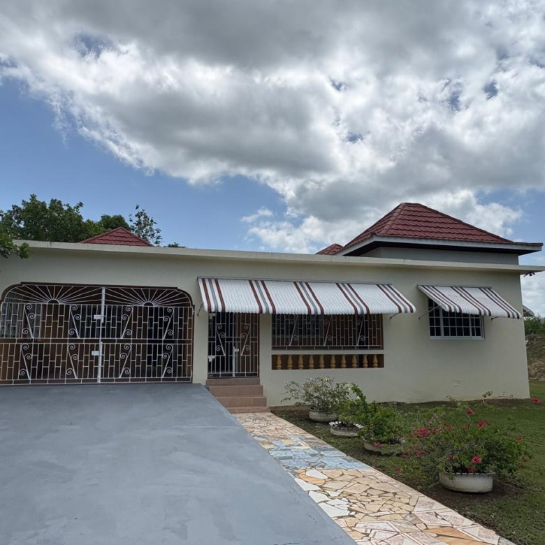 First image of 11 Hodges Black River po in Black River, St. Elizabeth, Jamaica - property is For Sale