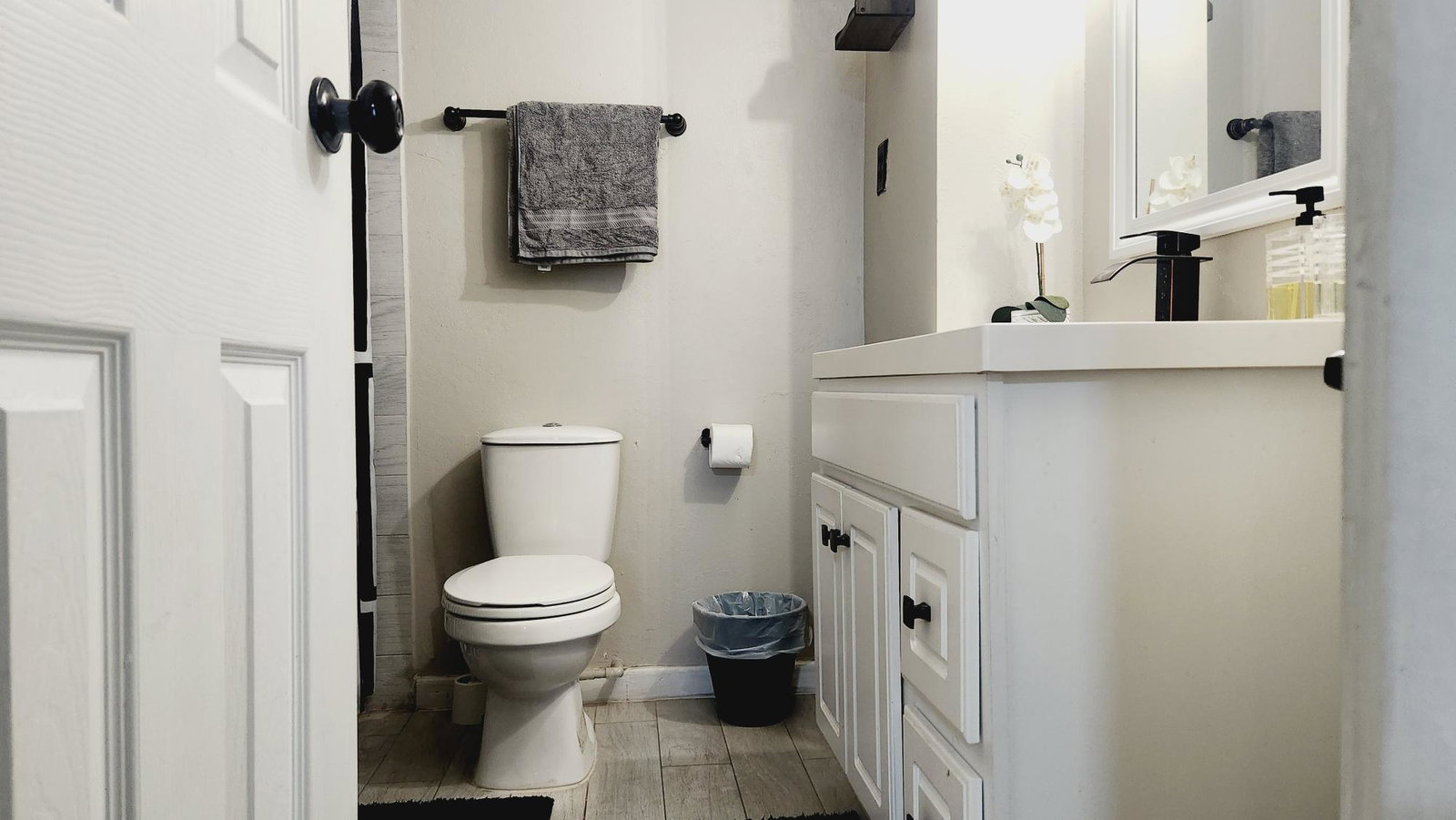 Eighteenth image of 47- Ocean Boulevard in KINGSTON, Kingston, Jamaica - property is For Sale