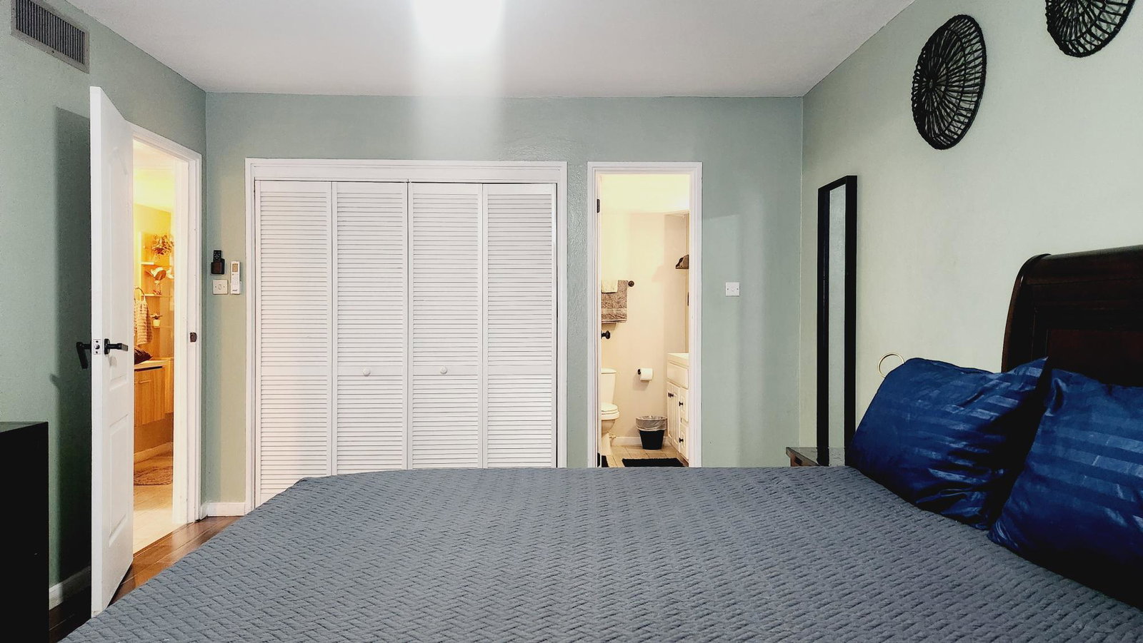 Twenty-First image of 47- Ocean Boulevard in KINGSTON, Kingston, Jamaica - property is For Sale