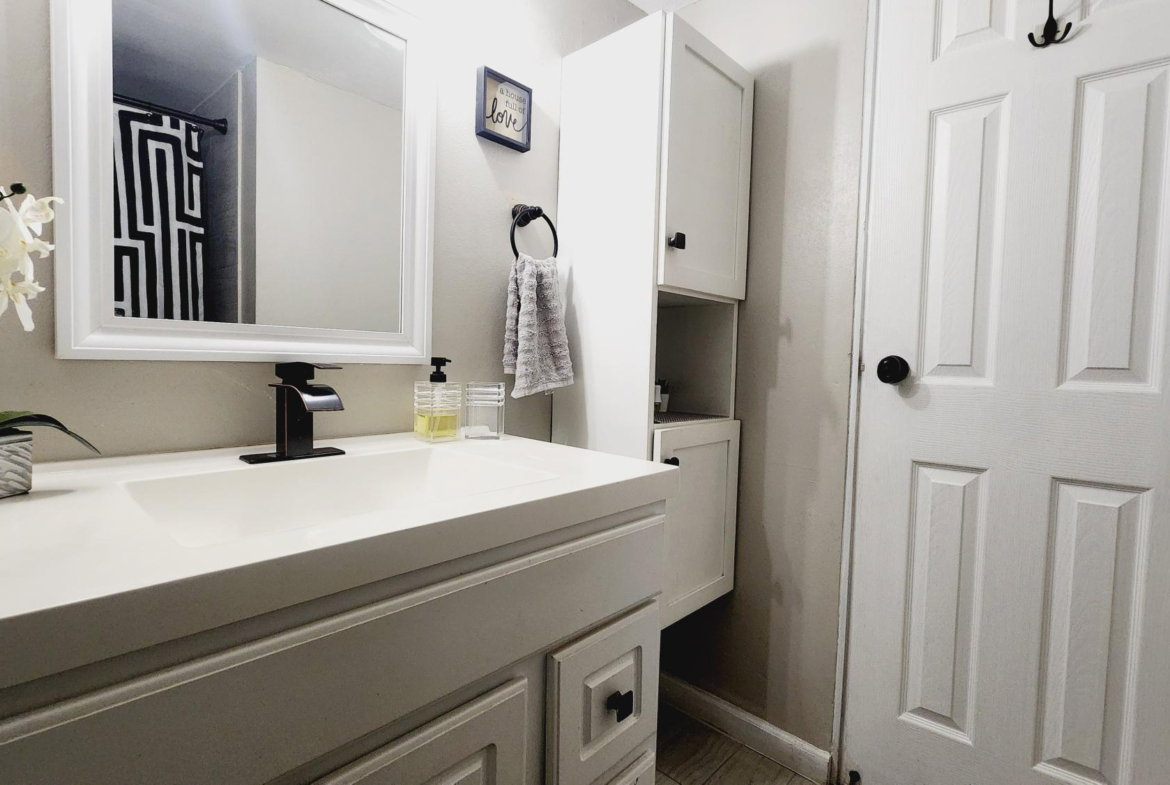 Twenty-Sixth image of 47- Ocean Boulevard in KINGSTON, Kingston, Jamaica - property is For Sale