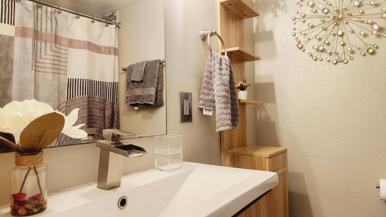 Twenty-Ninth image of 47- Ocean Boulevard in KINGSTON, Kingston, Jamaica - property is For Sale