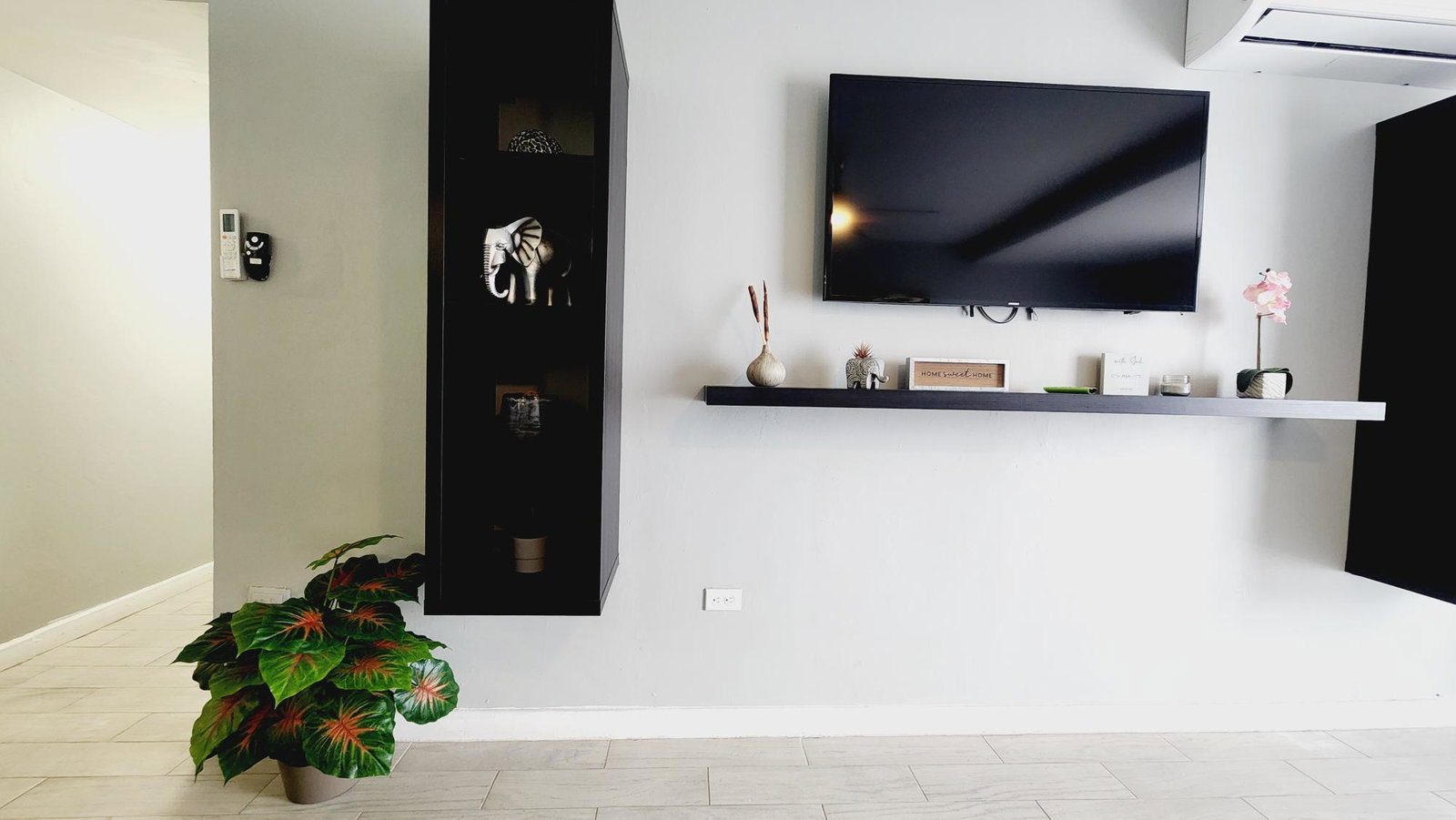 Fourth image of 47- Ocean Boulevard in KINGSTON, Kingston, Jamaica - property is For Sale