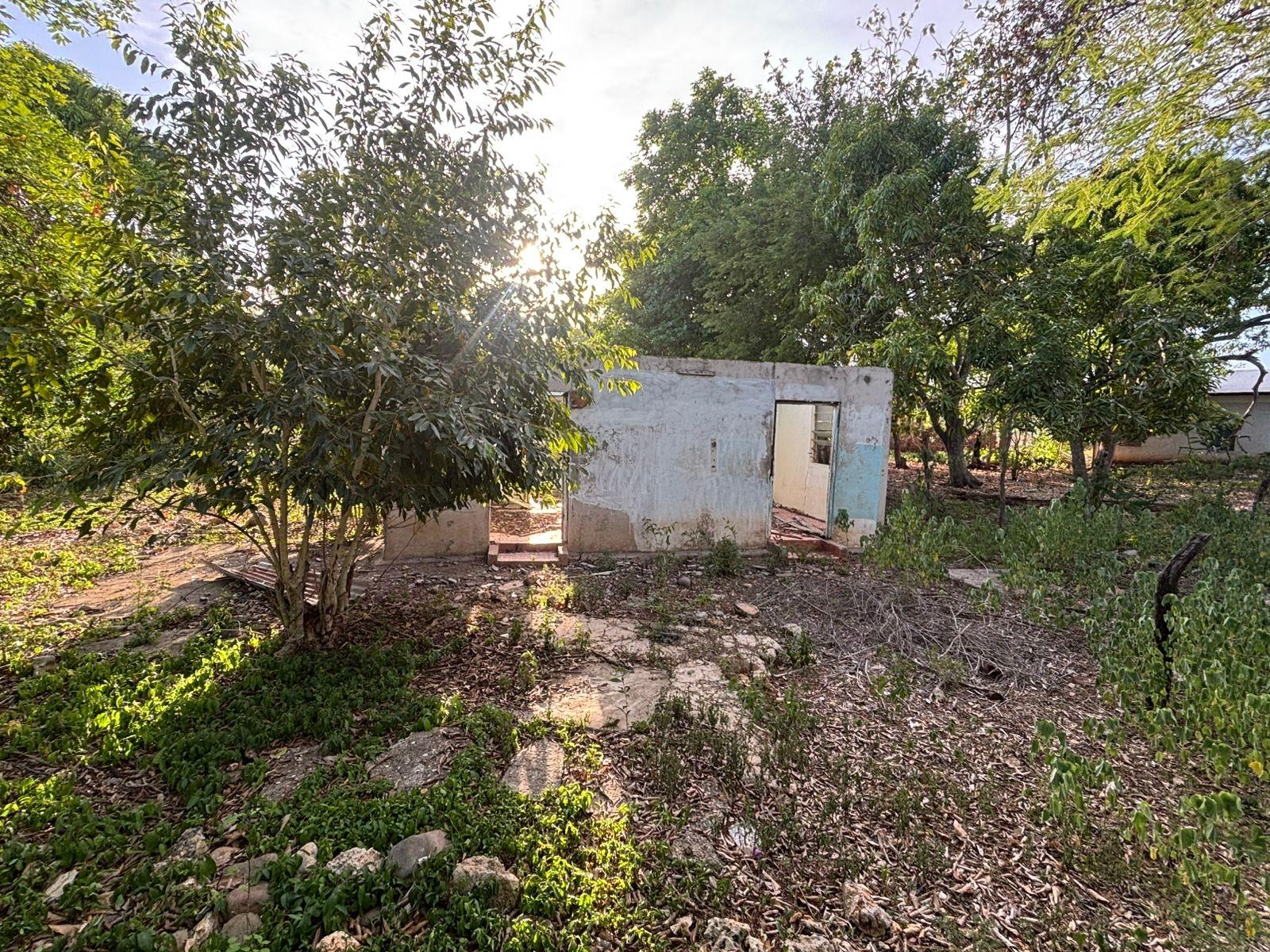 Sixth image of Coates Pen/may Pen in May Pen, Clarendon, Jamaica - property is For Sale
