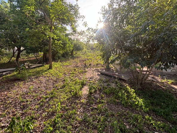 Seventh image of Coates Pen/may Pen in May Pen, Clarendon, Jamaica - property is For Sale
