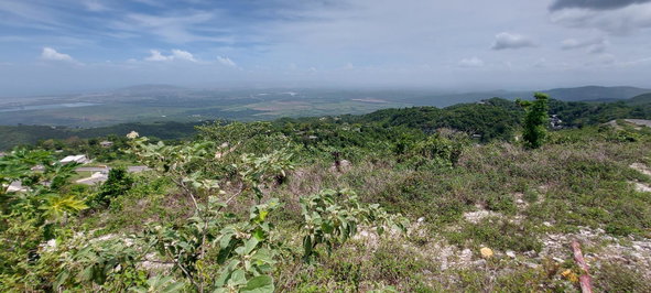 Ninth image of Heavenly Heights in Red Hills, St. Andrew, Jamaica - property is For Sale