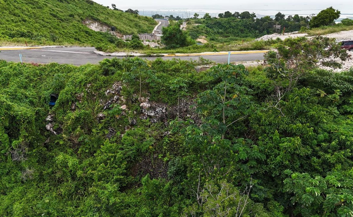 Seventh image of Heavenly Heights in Red Hills, St. Andrew, Jamaica - property is For Sale