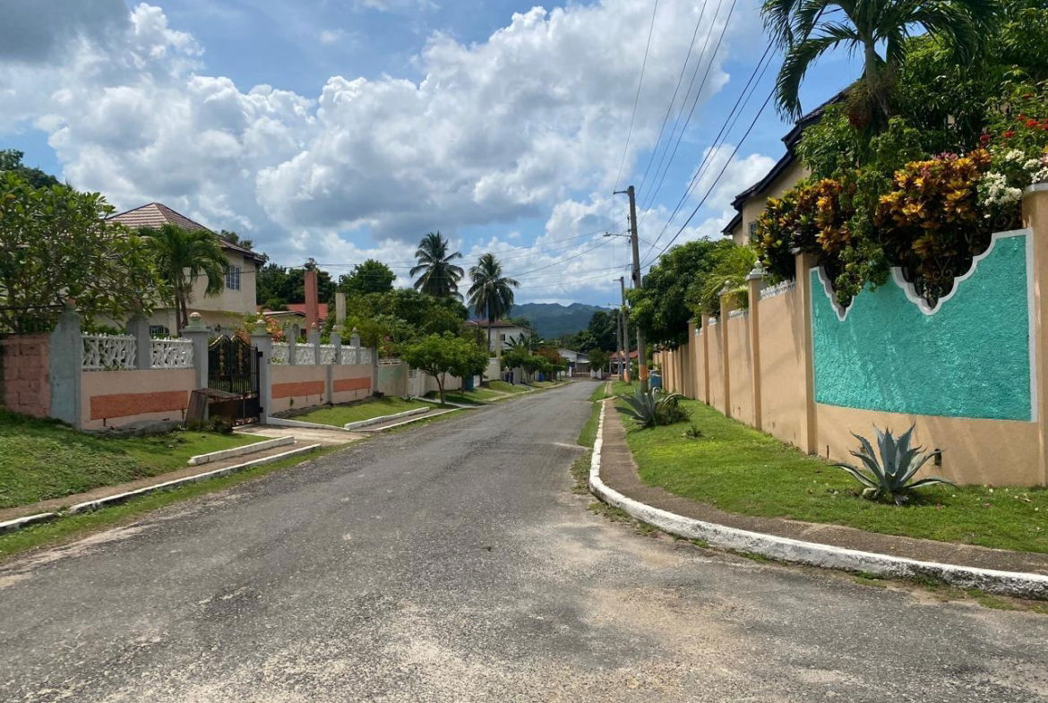Sixth image of 113 Wellington Avenue, Mickle in Linstead, St. Catherine, Jamaica - property is For Sale